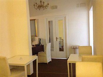 The Travelers Home Rome Exterior photo